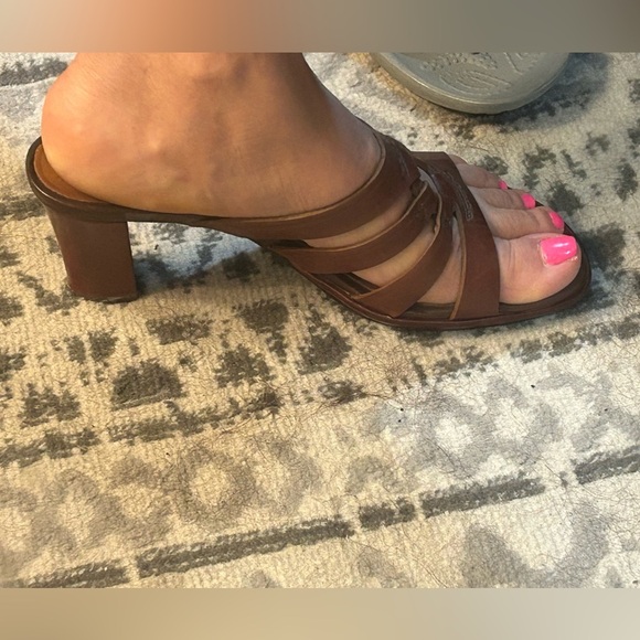 Clarks Brown soft leather Slip-On casual Sandals Sz-7 (UK 5). H - Picture 11 of 11